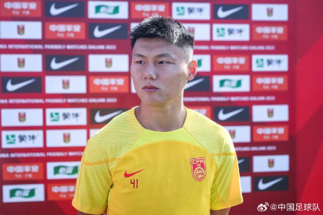 kaiyun-方昊：要大胆展示自己 努力拼搏配得上国足球衣