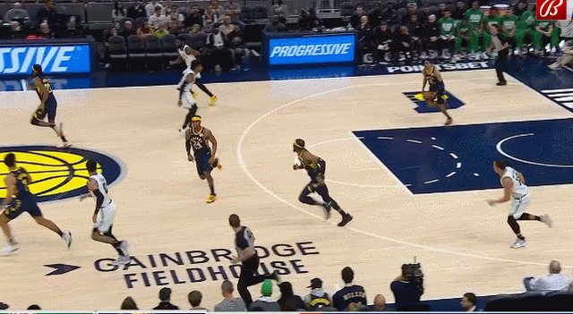 1656921790532038520.gif 4.gif