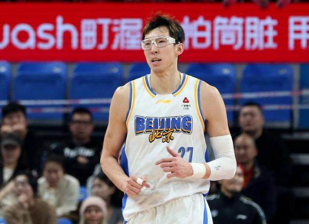 开云体育-太离谱!周琦8罚0中+连续罚丢12球